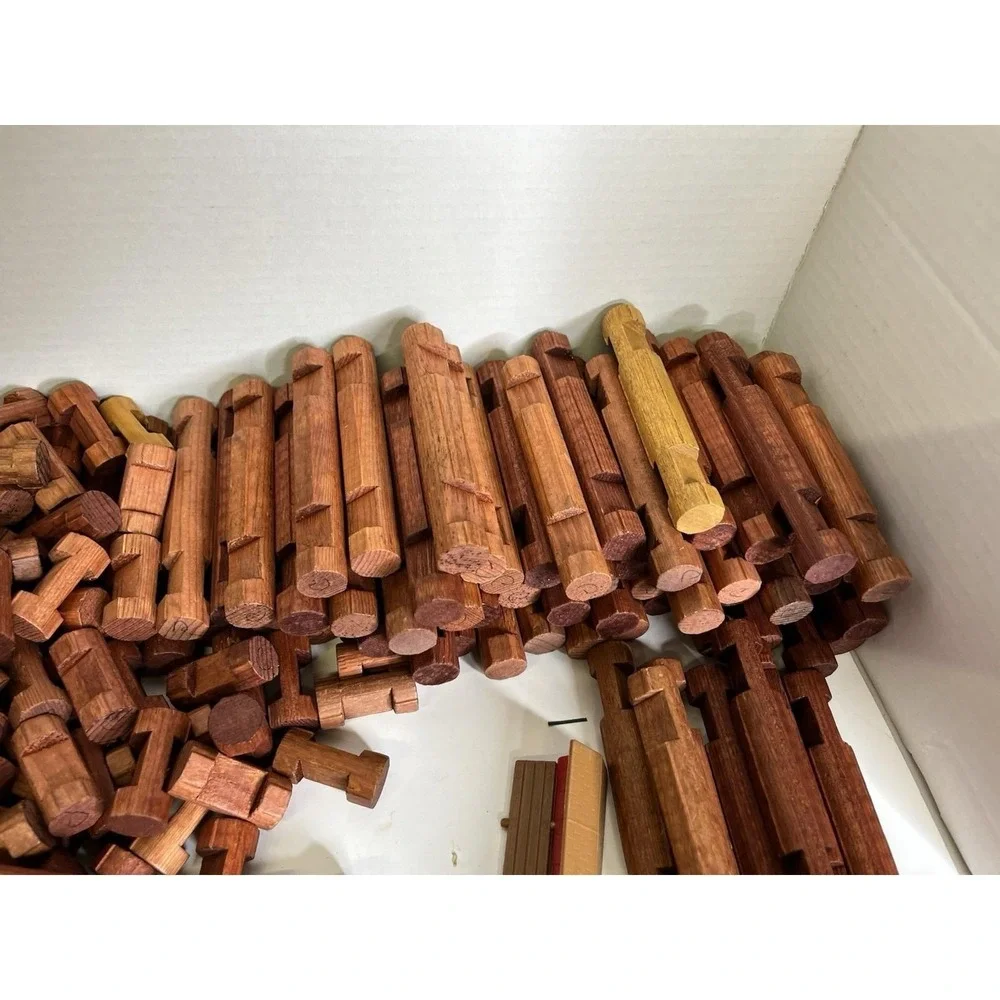 Lincoln Logs vintage lincoln